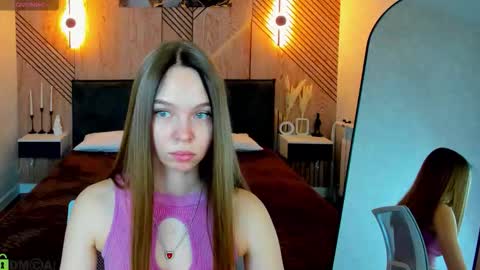Sofa online show from March 24, 2026, 1:21 am