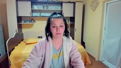 Soffy online show from March 25, 2026, 4:40 am