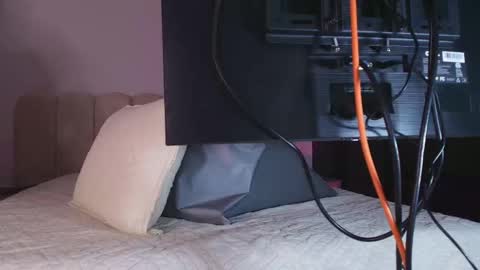 Sofia online show from November 14, 2025, 11:53 am