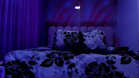 Snapshot of sofi_decker chatting on February 26, 2026, 3:05 am Sofia online show from February 26, 2026, 3:05 am