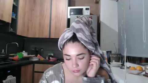 Sofi online show from December 20, 2025, 2:24 pm