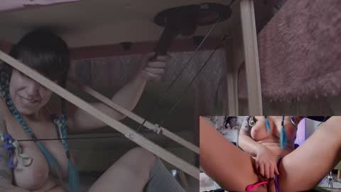 Sofi Mora online show from March 12, 2026, 2:23 pm