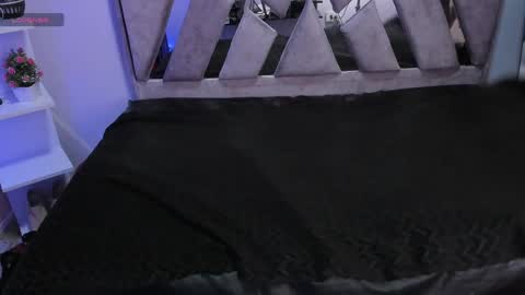 Sofi Noa online show from February 16, 2025, 5:37 am