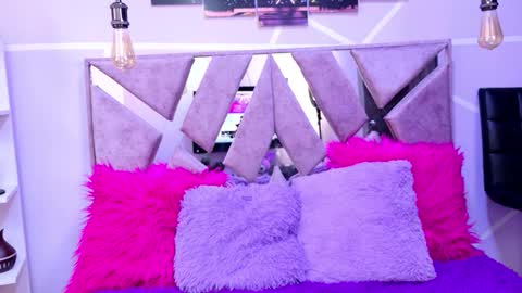 Sofi Noa online show from October 11, 2025, 11:20 am