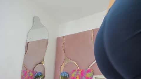 Snapshot of sofia1candyht chatting on February 17, 2026, 8:37 pm SOFIA online show from February 17, 2026, 8:37 pm