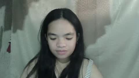 sofia_587145 online show from February 14, 2026, 7:49 am