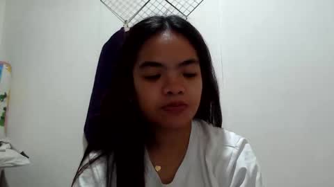 sofia_587145 online show from May 30, 2026, 10:23 am