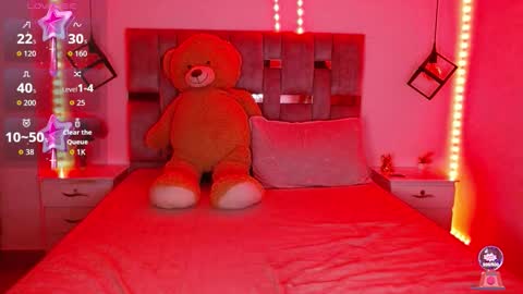 Sofi online show from December 16, 2025, 1:10 am