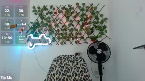 sofia online show from October 3, 2025, 3:03 am