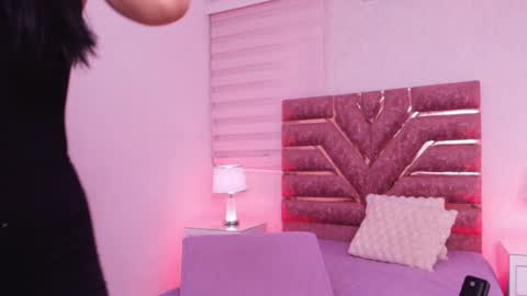 sofia gomes online show from May 30, 2026, 11:51 am