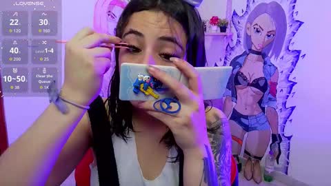 sofia_lara28 online show from February 9, 2026, 12:42 pm