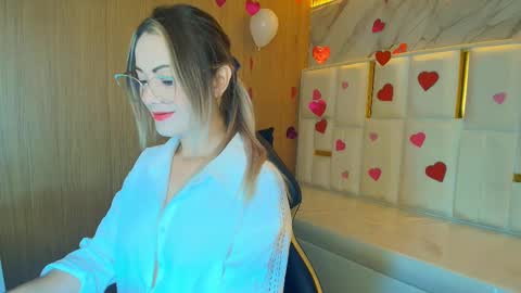 Snapshot of sofia_nova_tf chatting on February 21, 2026, 2:07 pm sofi online show from February 21, 2026, 2:07 pm