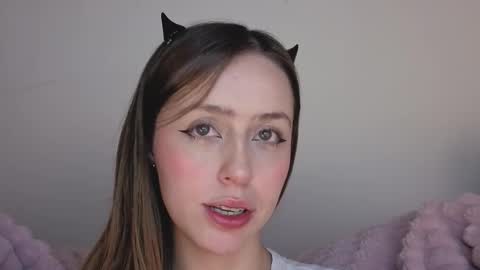     online show from November 13, 2025, 4:11 am