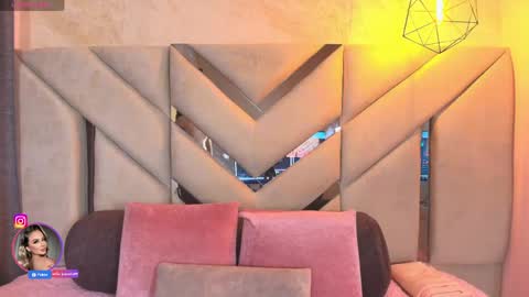 Snapshot of sofia_pamela_ chatting on May 15, 2026, 6:48 pm online show from May 15, 2026, 6:48 pm