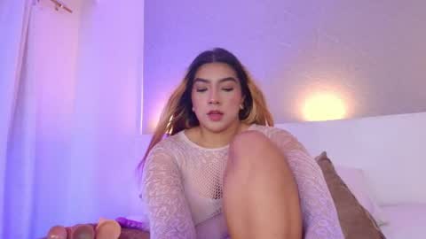Snapshot of sofia_scarlet1 chatting on June 2, 2026, 8:33 pm Sofa online show from June 2, 2026, 8:33 pm