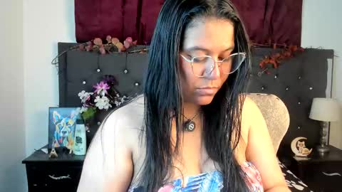 sofia_sorceress online show from October 25, 2025, 12:18 am