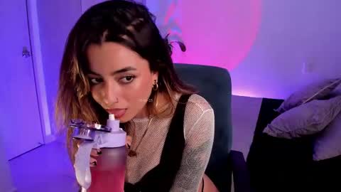 Snapshot of sofia_xgray chatting on March 5, 2025, 9:15 pm Sofia online show from March 5, 2025, 9:15 pm