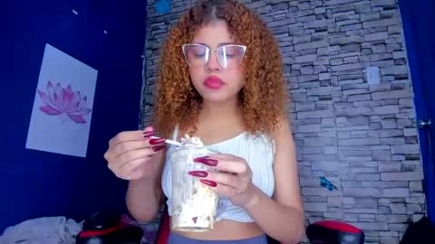 Snapshot of sofiacastillo01 chatting on February 11, 2025, 1:20 pm sofiacastillo01 online show from February 11, 2025, 1:20 pm
