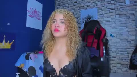 Snapshot of sofiacastillo01 chatting on February 20, 2025, 12:36 pm sofiacastillo01 online show from February 20, 2025, 12:36 pm