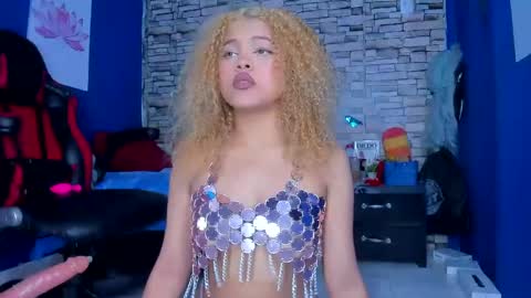 Snapshot of sofiacastillo01 chatting on February 23, 2025, 5:18 pm sofiacastillo01 online show from February 23, 2025, 5:18 pm