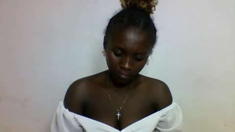 Snapshot of sofiafa chatting on February 24, 2026, 5:44 pm sofia online show from February 24, 2026, 5:44 pm