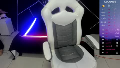 Snapshot of sofiakey chatting on December 13, 2024, 7:47 am sofia online show from December 13, 2024, 7:47 am