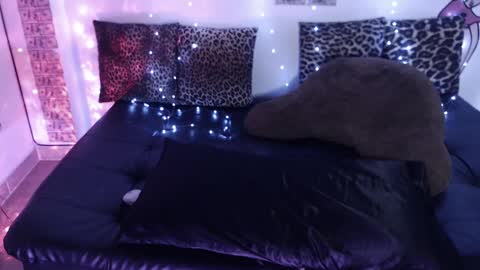 SOFIA NIX online show from February 28, 2025, 5:26 am