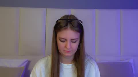 Snapshot of sofiasarvain chatting on February 24, 2026, 7:01 pm Sofia online show from February 24, 2026, 7:01 pm