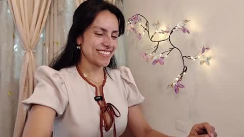 Snapshot of sofibelladelavega chatting on May 19, 2026, 7:20 pm Sofi Bella online show from May 19, 2026, 7:20 pm