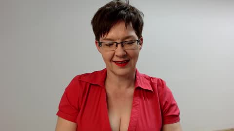 Sofie Velvet online show from January 24, 2025, 5:53 pm