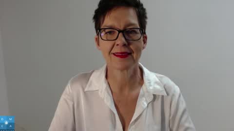 Sofie Velvet online show from November 23, 2025, 3:01 pm