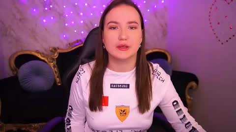 Sofie online show from March 8, 2026, 3:16 pm