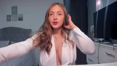 Sofi online show from December 20, 2025, 8:38 pm