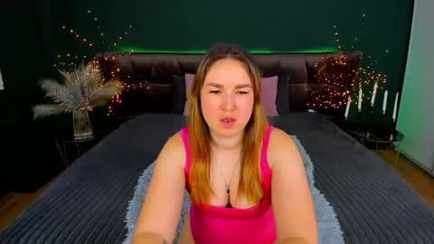 Snapshot of sofii_darling chatting on February 12, 2026, 5:41 pm sofii_darling online show from February 12, 2026, 5:41 pm