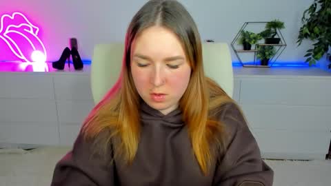 Snapshot of sofii_darling chatting on February 18, 2026, 5:42 pm sofii_darling online show from February 18, 2026, 5:42 pm