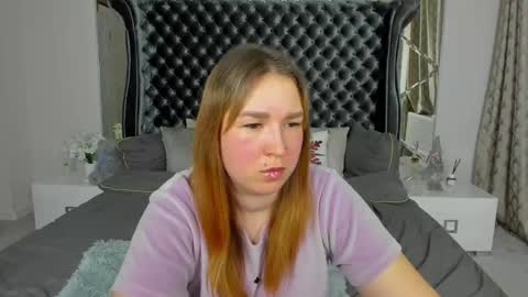 Snapshot of sofii_darling chatting on February 22, 2026, 5:33 pm sofii_darling online show from February 22, 2026, 5:33 pm