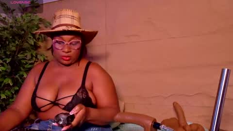 Snapshot of sofii_hill chatting on May 20, 2026, 10:21 am KELLY-HILL online show from May 20, 2026, 10:21 am
