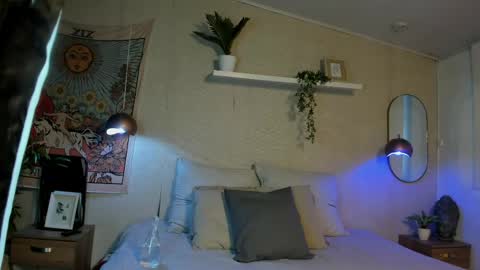 sofii_wild online show from June 6, 2026, 11:59 am