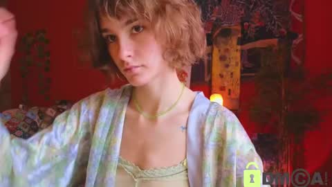 Snapshot of soft_animal chatting on June 2, 2026, 9:00 am E online show from June 2, 2026, 9:00 am