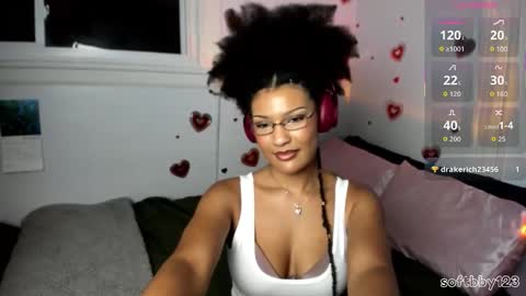 Chloe Kiwi online show from February 18, 2026, 2:29 am