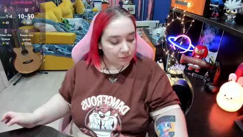 Sofie online show from March 12, 2025, 2:23 pm