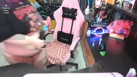 Sofie online show from September 9, 2025, 3:06 am