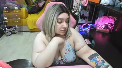 Sofie online show from March 27, 2026, 3:45 am