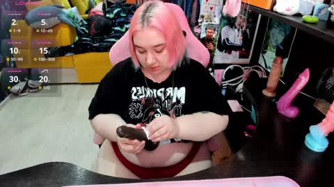 Sofie online show from April 4, 2026, 3:05 am