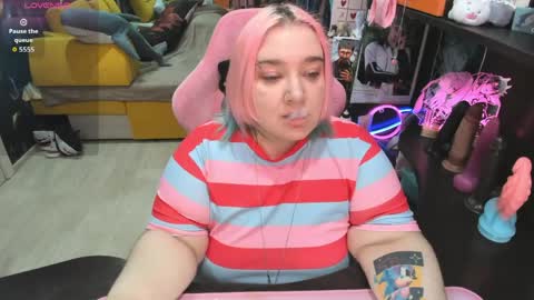 Sofie online show from April 9, 2026, 2:44 am