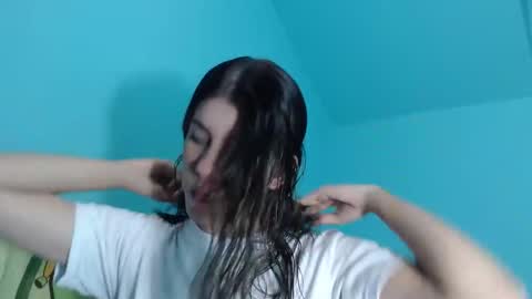 Snapshot of sol9931 chatting on March 4, 2025, 10:05 pm sol9931 online show from March 4, 2025, 10:05 pm