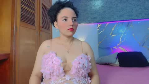Snapshot of sol__latina chatting on May 10, 2026, 2:11 pm Sol Latiana online show from May 10, 2026, 2:11 pm