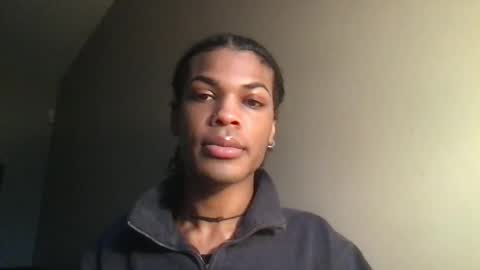 SolaceEve online show from October 24, 2025, 6:15 pm