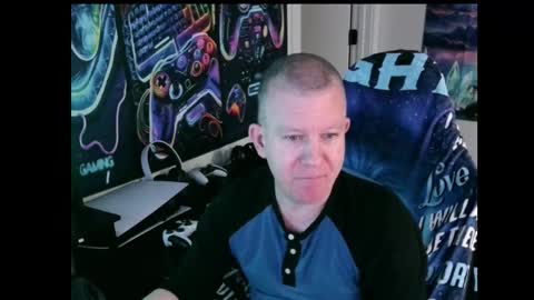 Snapshot of solarlunar1 chatting on February 4, 2026, 9:42 pm just ask online show from February 4, 2026, 9:42 pm