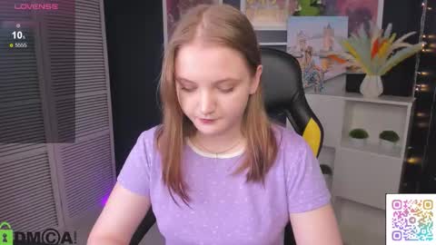 Snapshot of solefree chatting on September 21, 2025, 9:44 am Nora online show from September 21, 2025, 9:44 am